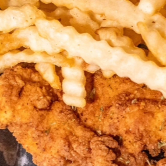 2 Kids Chicken Tenders.