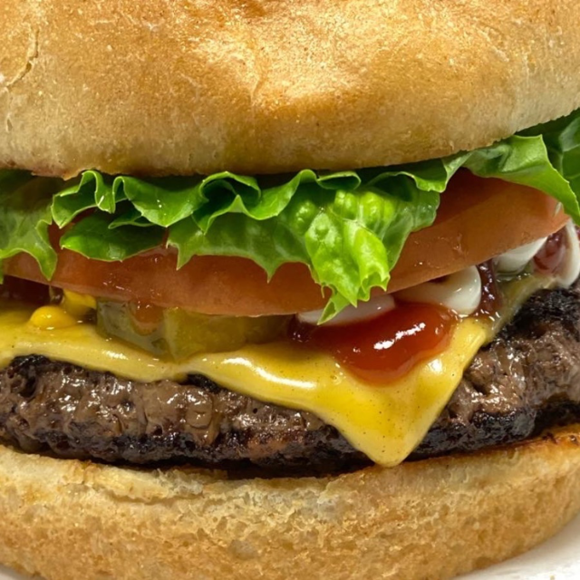 Faimus Burger.